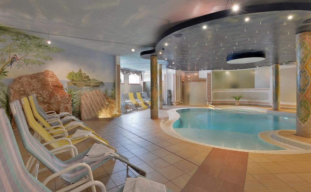 Hotel Glockenstuhl Герлос Экстерьер фото