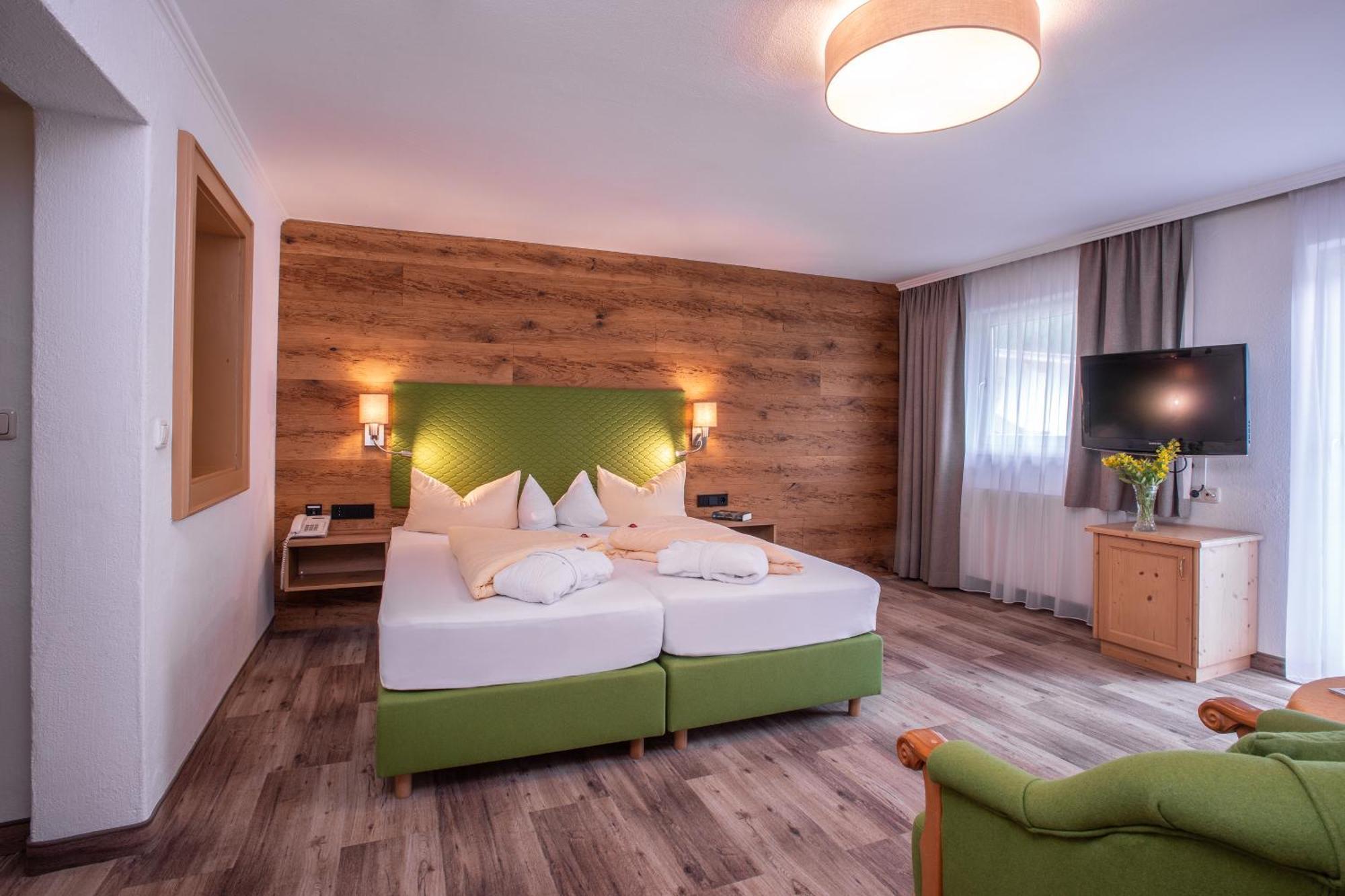 Hotel Glockenstuhl Герлос Экстерьер фото
